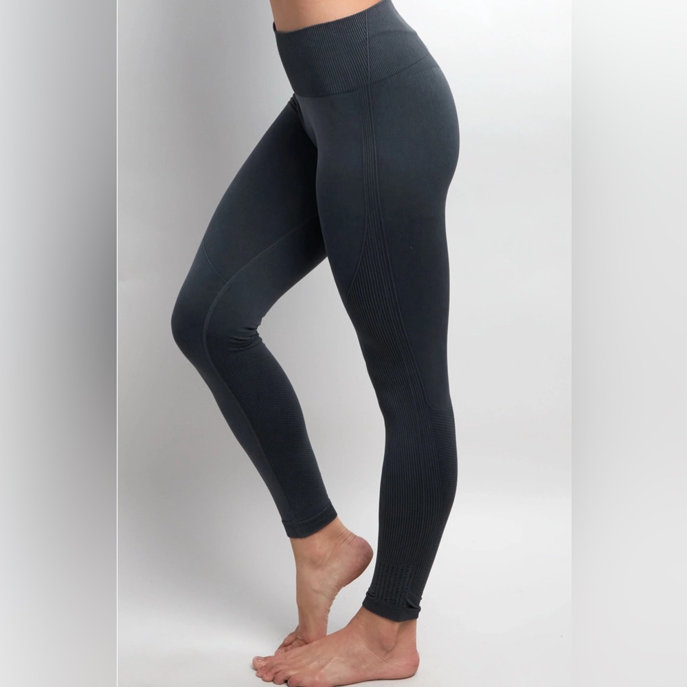 Saavi Women's Impact Leggings